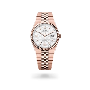 Rolex Land-Dweller 40 in Everose gold with an Intense white dial, fluted bezel, and flat Jubilee bracelet - Gandelman