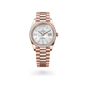 Rolex Day-Date 40 in Everose gold and diamonds with a White mother-of-pearl set with diamonds dial, and President bracelet - Gandelman