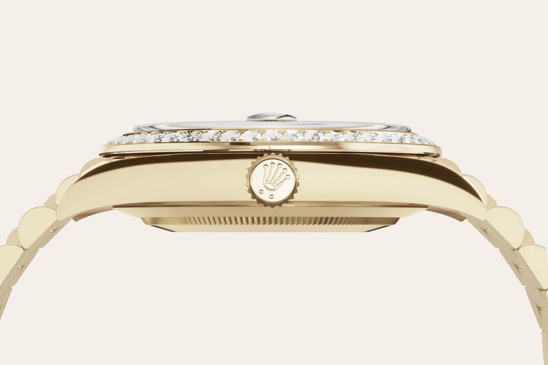Rolex Day-Date in gold and diamonds, m228348rbr-0002 - Gandelman