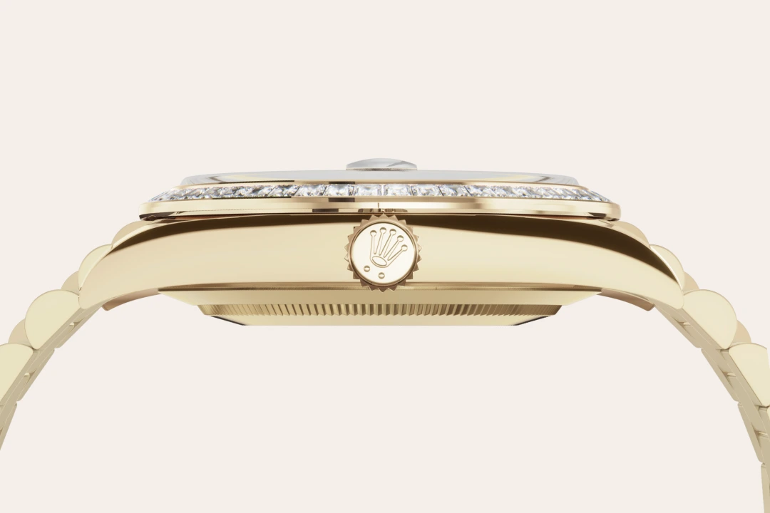 Rolex Day-Date 40 in yellow gold and diamonds with a Green ombré dial, Diamond-set bezel and President bracelet, m228398tbr-0042 - Gandelman