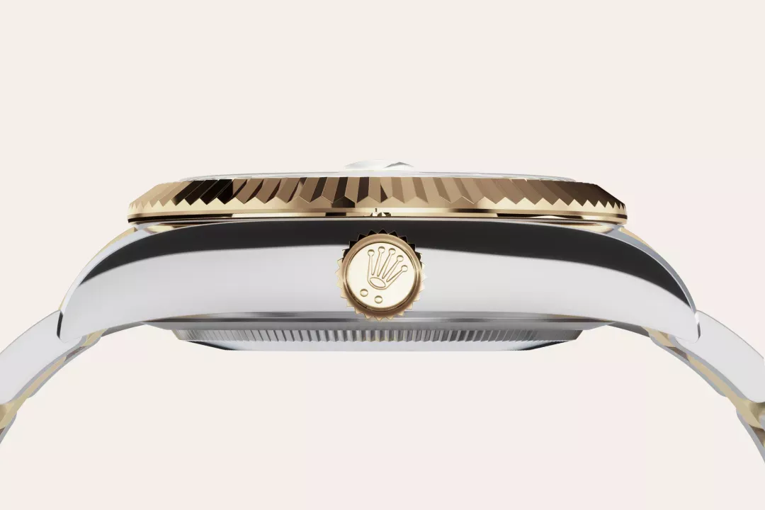 Rolex Sky-Dweller in Oystersteel and gold, m336933-0001 - Gandelman