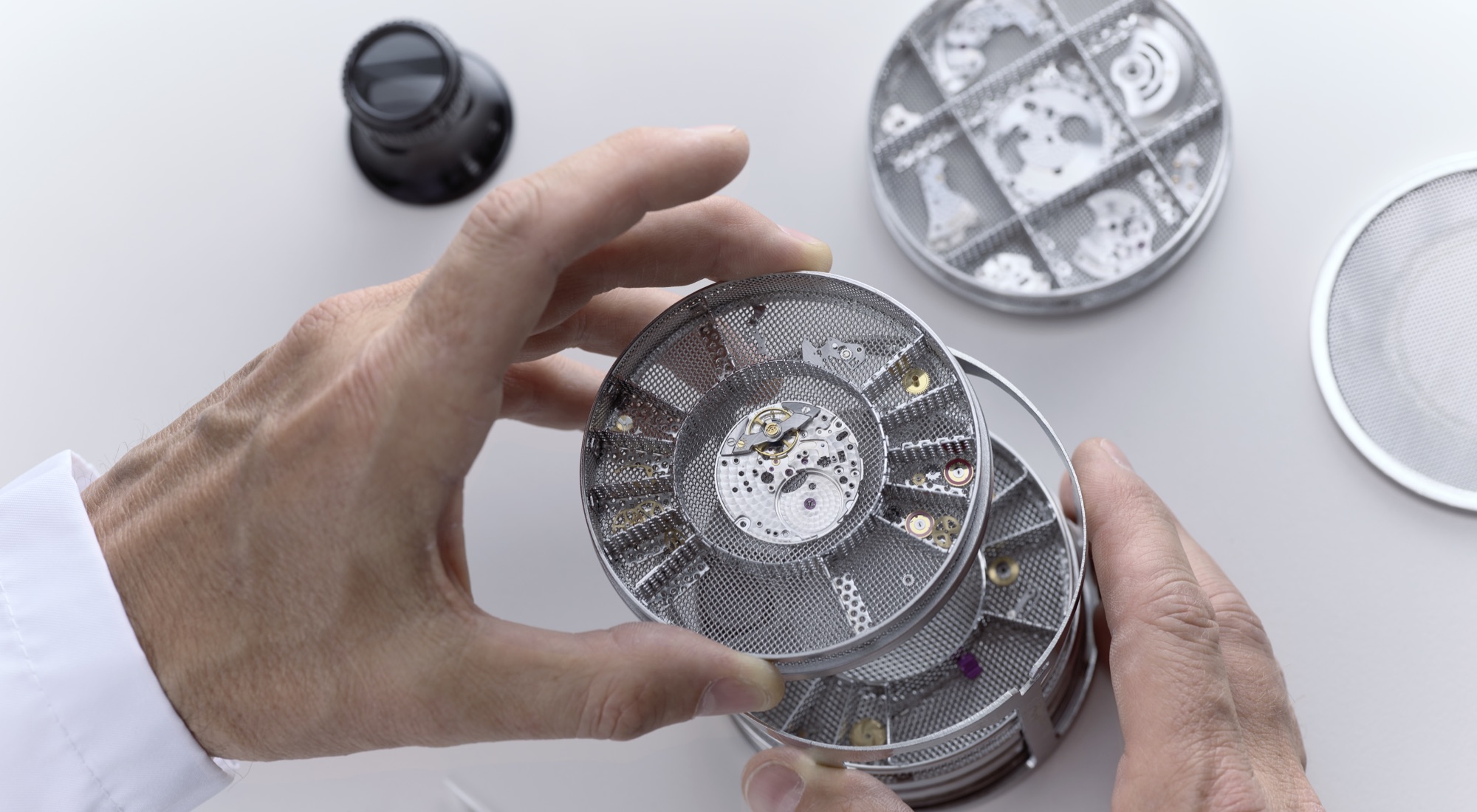The Rolex servicing process at Gandelman in Aruba The Rolex servicing process at Gandelman in Aruba