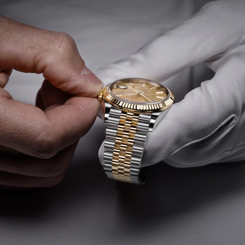 Servicing your Rolex at Gandelman - Aruba Servicing your Rolex at Gandelman - Aruba