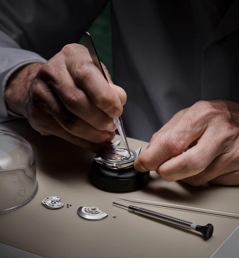 Servicing your Rolex at Gandelman - Aruba Servicing your Rolex at Gandelman - Aruba