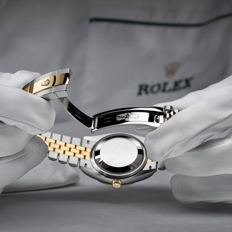Servicing your Rolex in Aruba with Gandelman